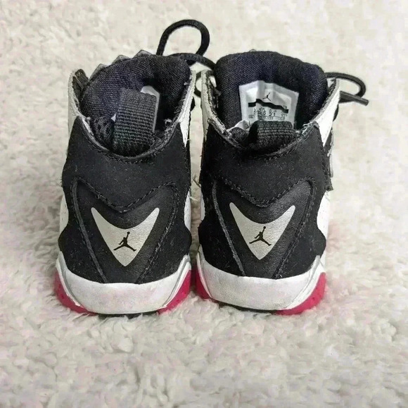 JORDAN Baby  shoes size 5 C in Good used condition - Picture 4 of 7